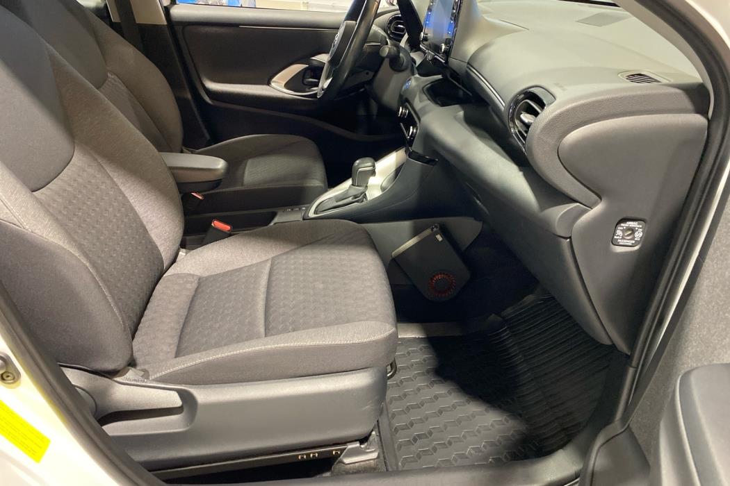 TOYOTA Yaris 2020