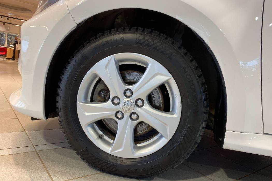 TOYOTA Yaris 2020