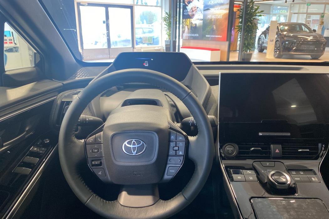 TOYOTA BZ4X 2024