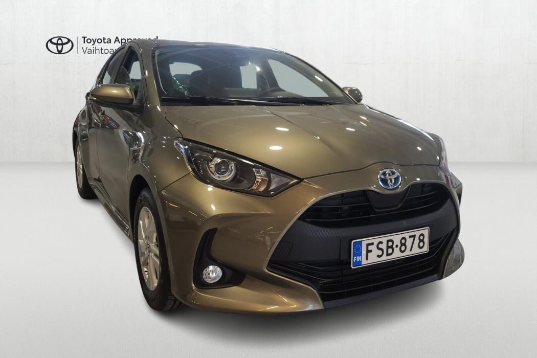 TOYOTA Yaris 2024