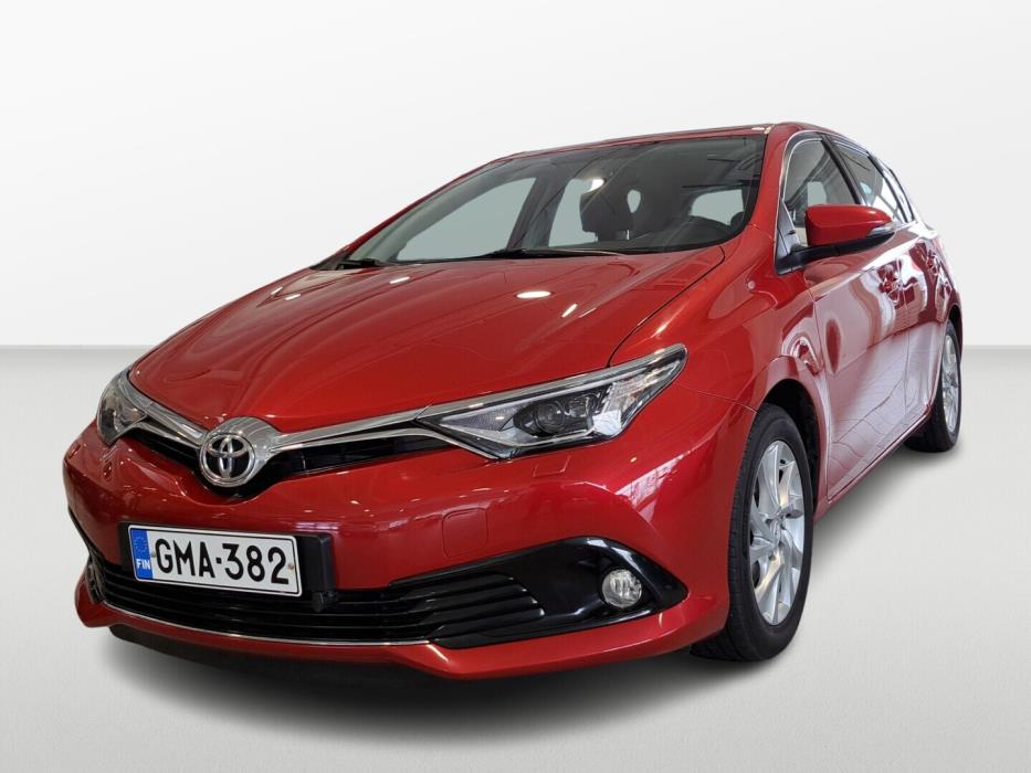 TOYOTA Auris 2016