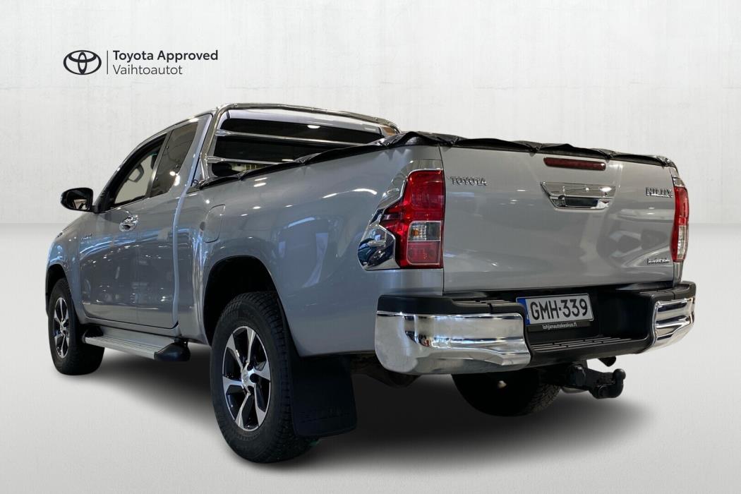 TOYOTA Hilux 2017