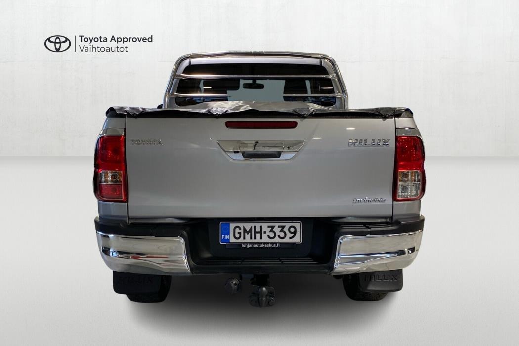 TOYOTA Hilux 2017