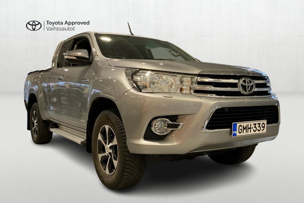 TOYOTA Hilux 2017