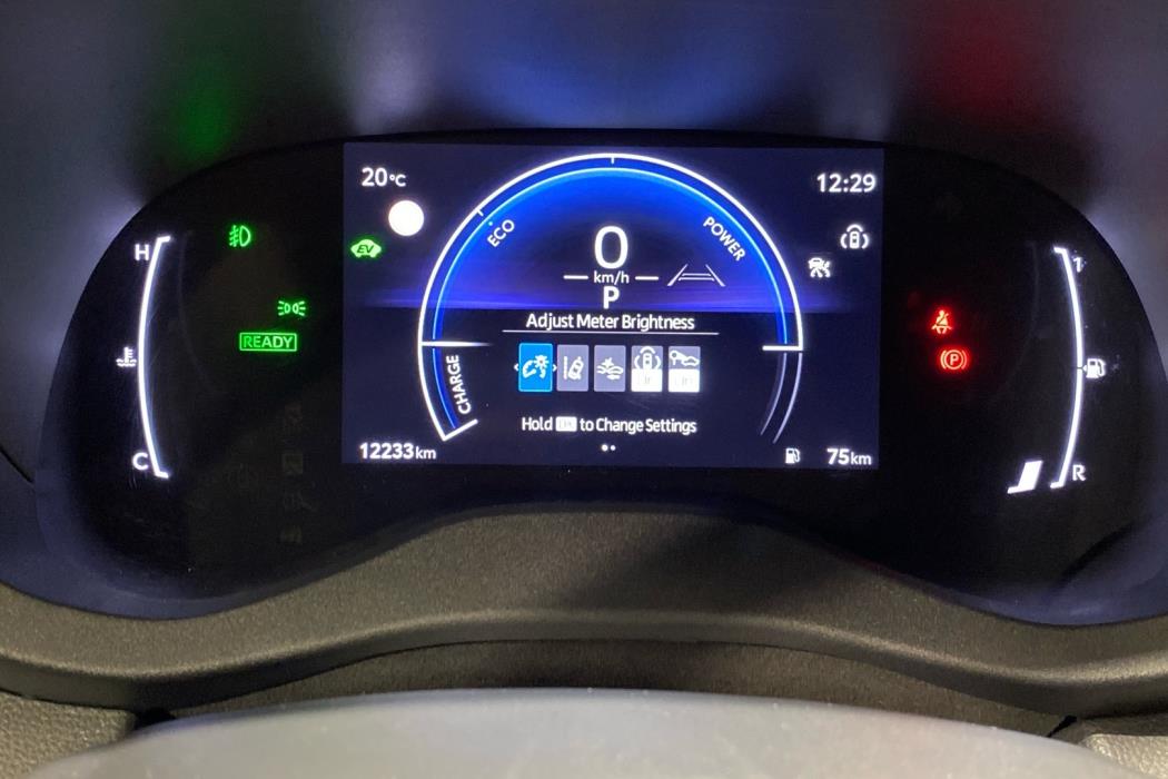 TOYOTA Yaris Cross 2024