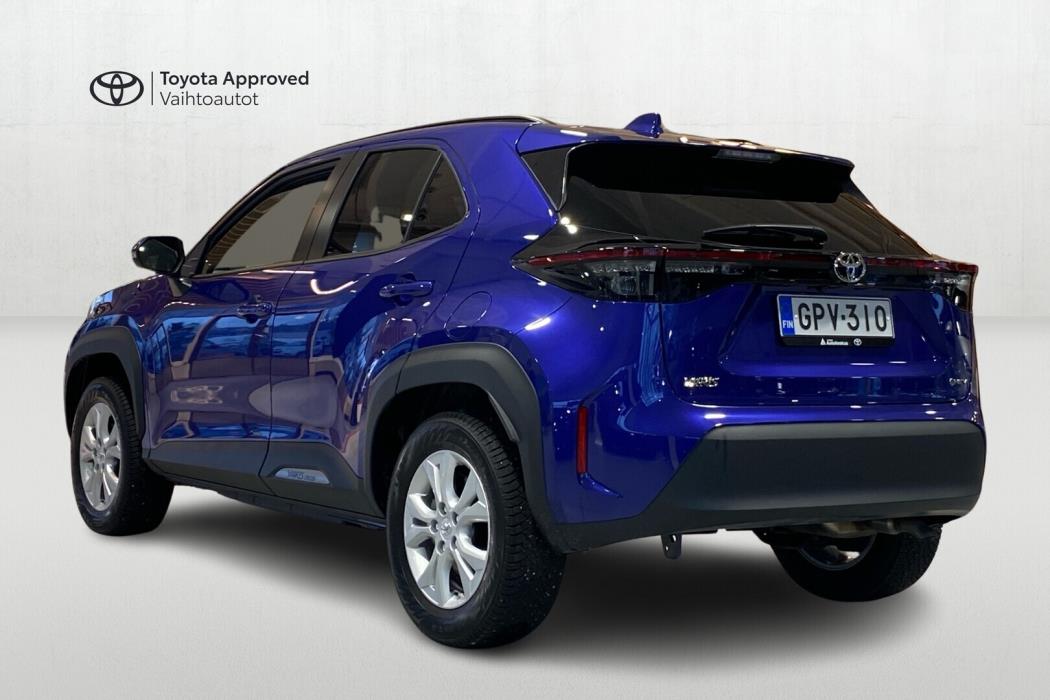 TOYOTA Yaris Cross 2024