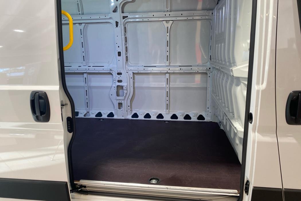 TOYOTA Proace MAX 2025