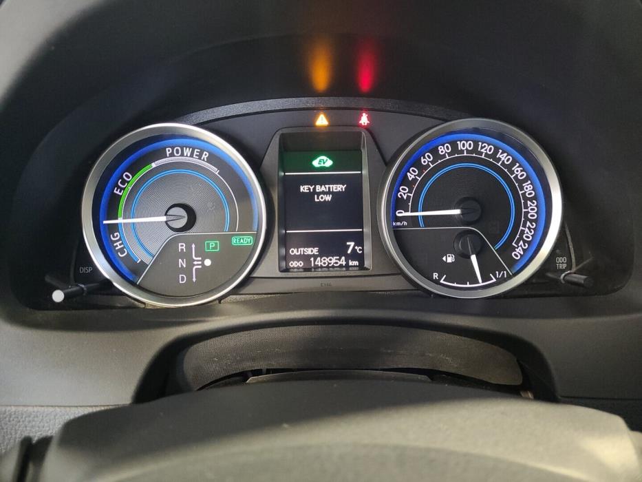 TOYOTA Auris 2014