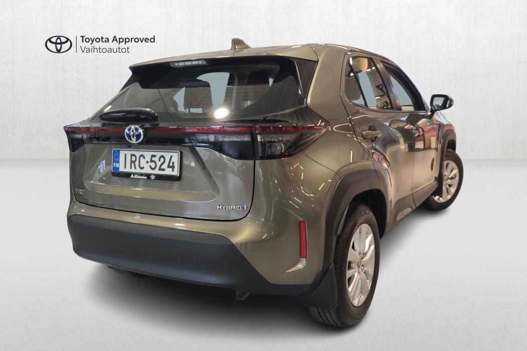 TOYOTA Yaris Cross 2023