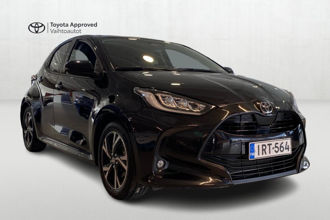 TOYOTA YARIS 2024