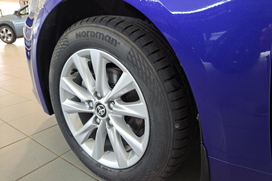 TOYOTA COROLLA 2024