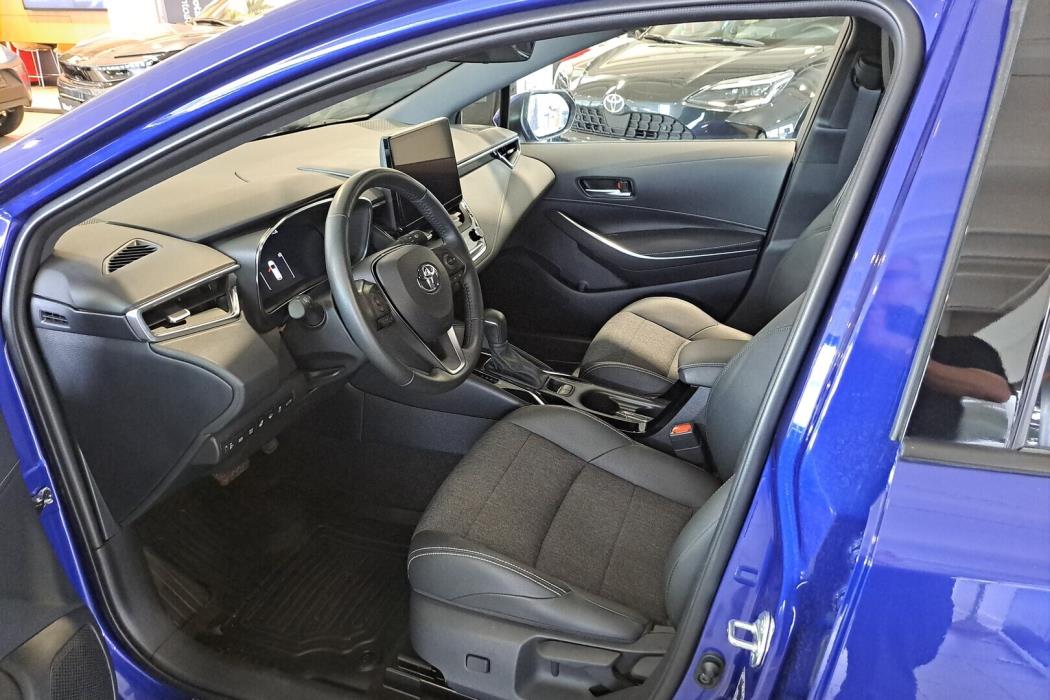 TOYOTA COROLLA 2024