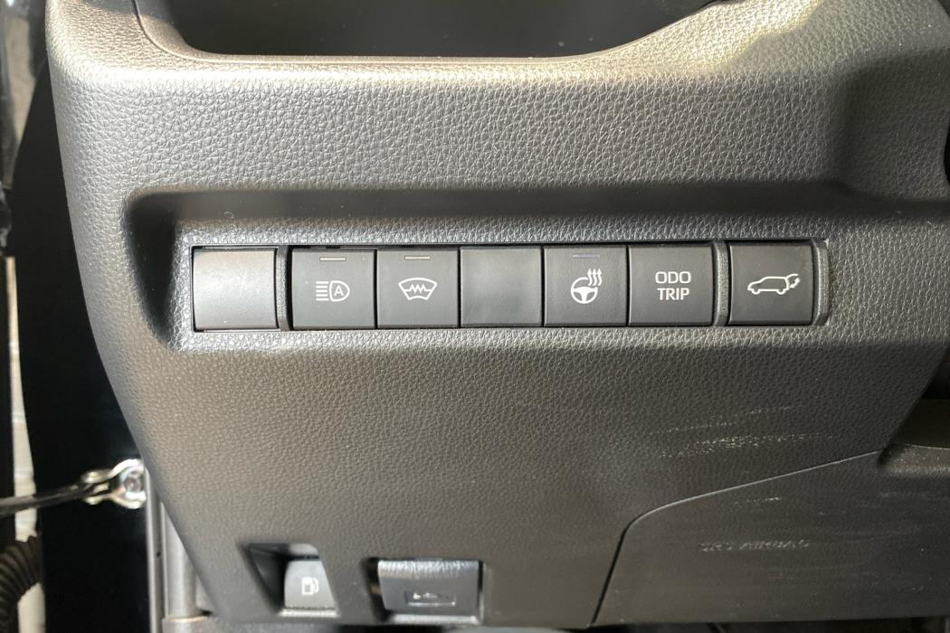 TOYOTA RAV4 2023