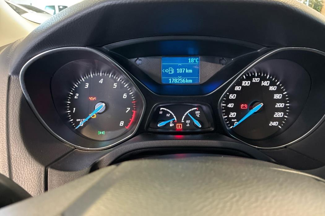 FORD Focus 2011