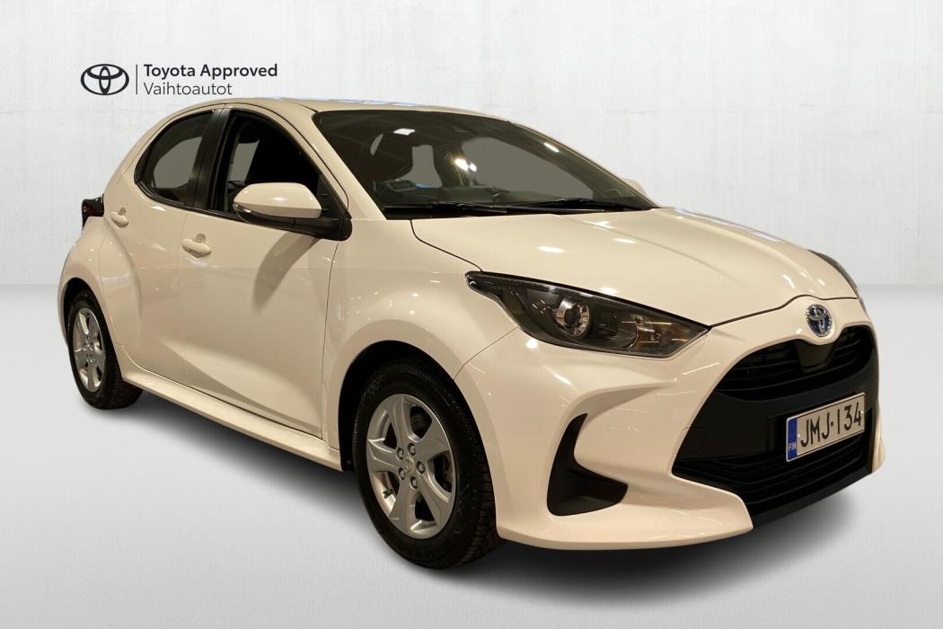 TOYOTA Yaris 2021