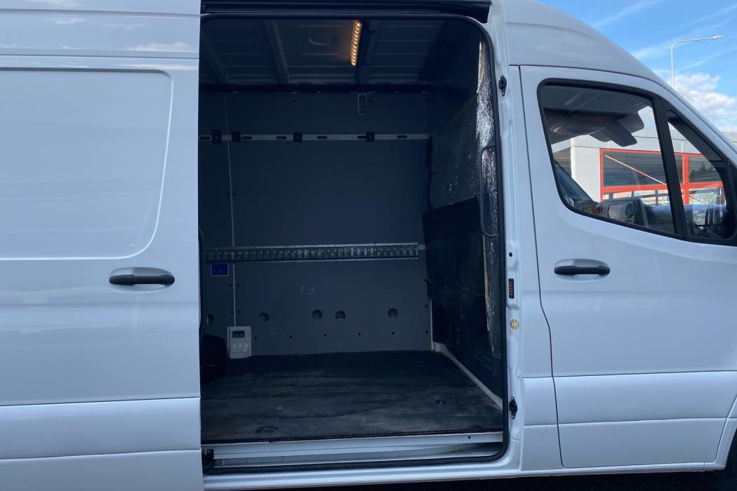 MERCEDES-BENZ Sprinter 2021