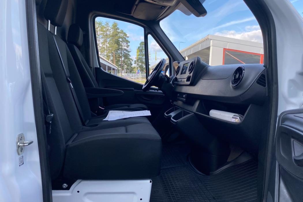 MERCEDES-BENZ Sprinter 2021
