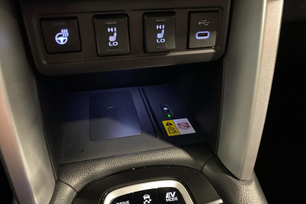 TOYOTA Corolla Cross 2025