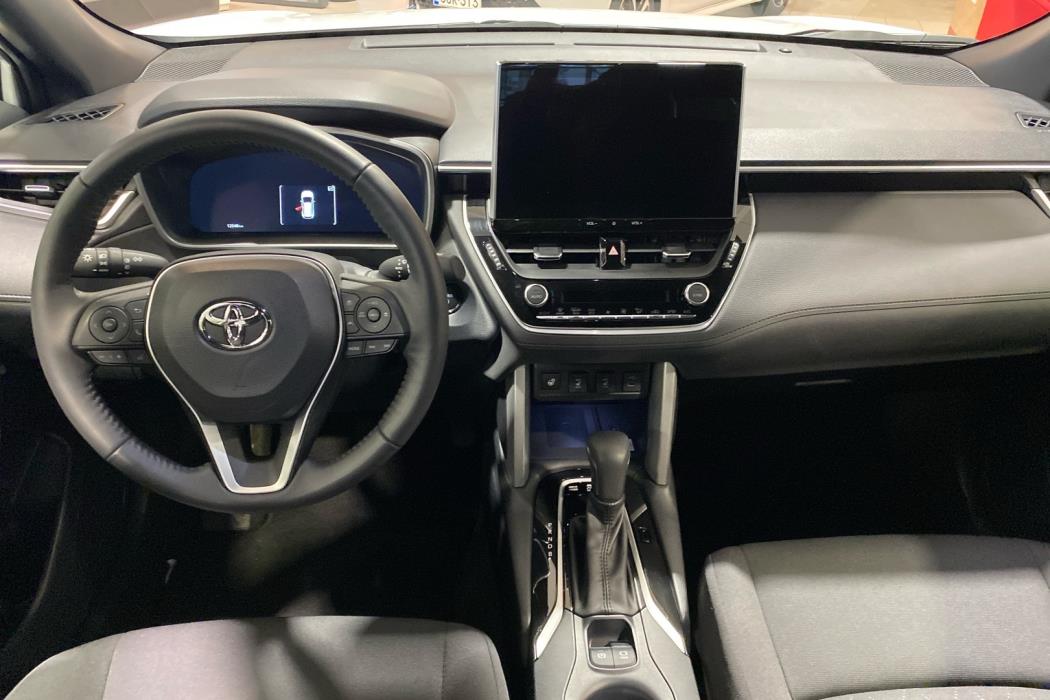 TOYOTA Corolla Cross 2025
