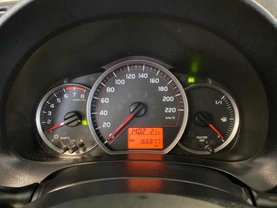 TOYOTA Yaris 2014