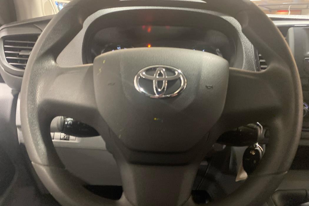 TOYOTA Proace 2020