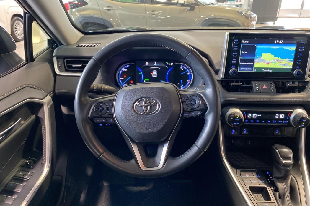 TOYOTA RAV4 2021