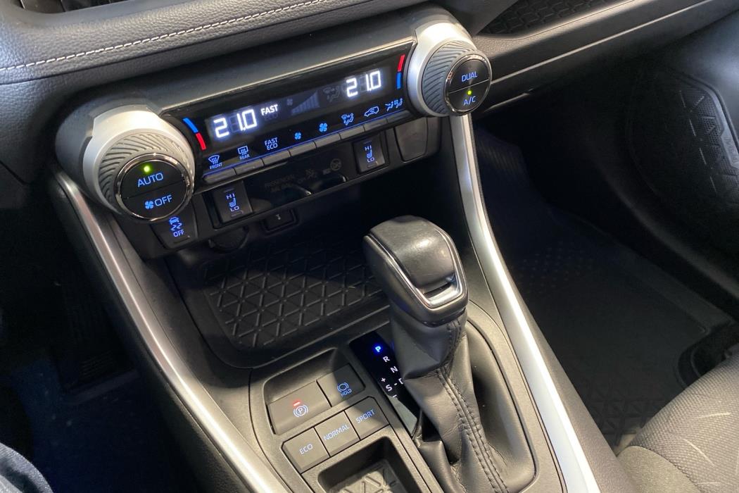 TOYOTA RAV4 2021