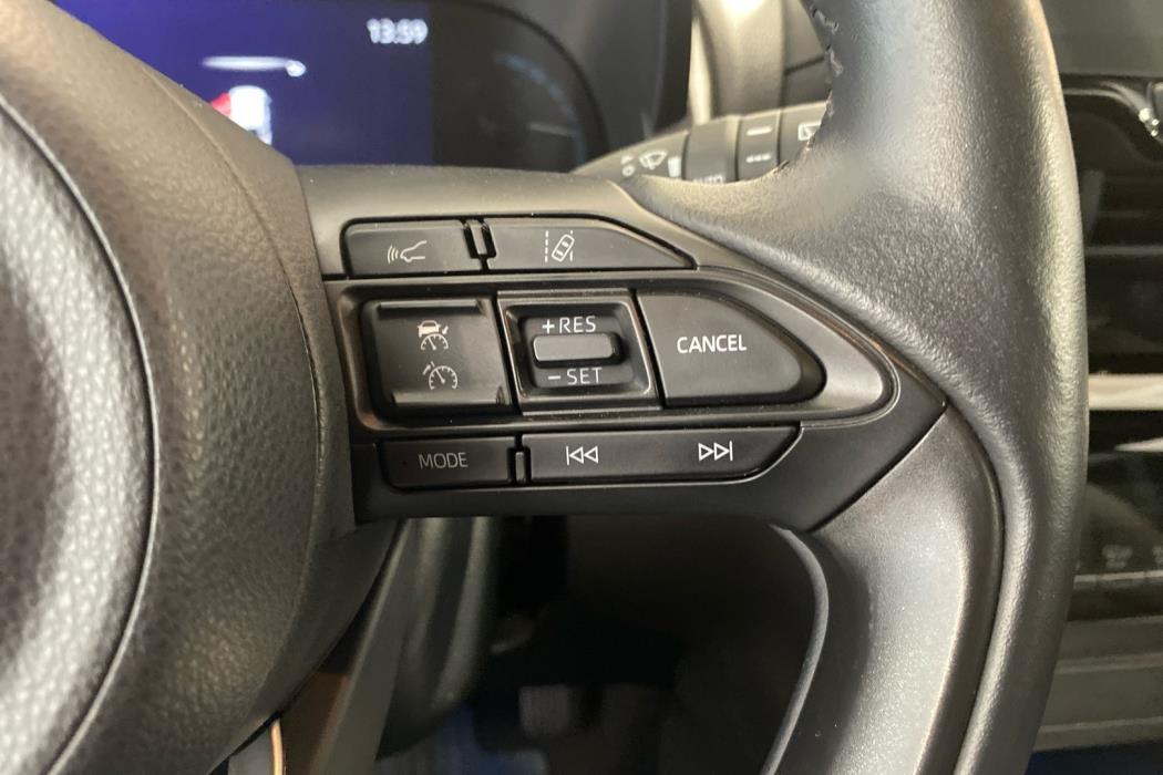 TOYOTA Yaris Cross 2023