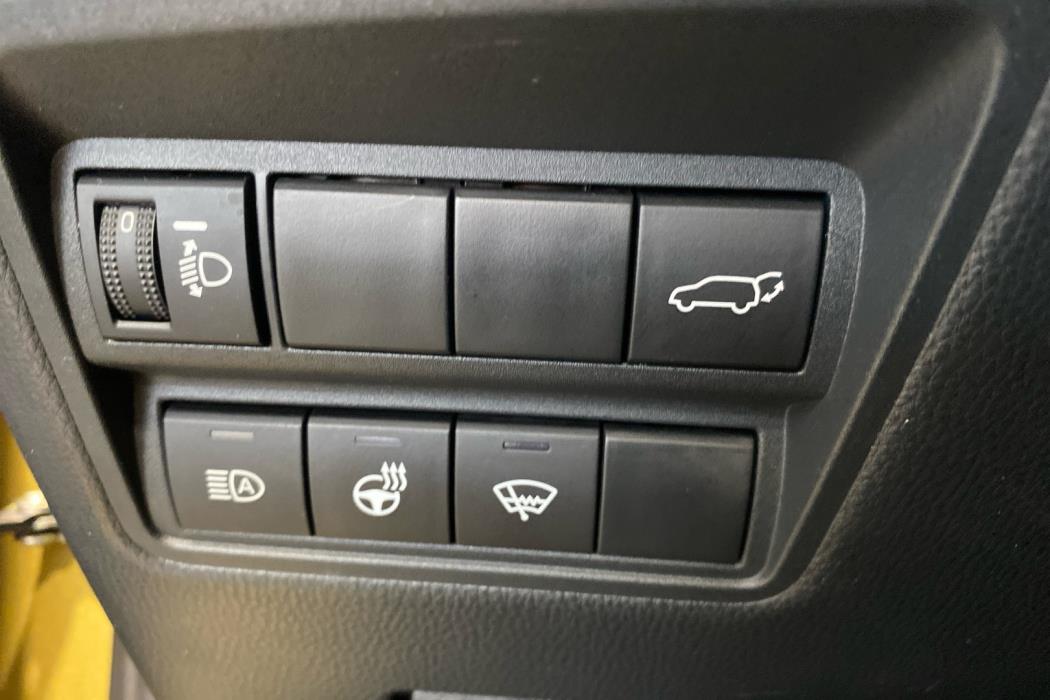 TOYOTA Yaris Cross 2023