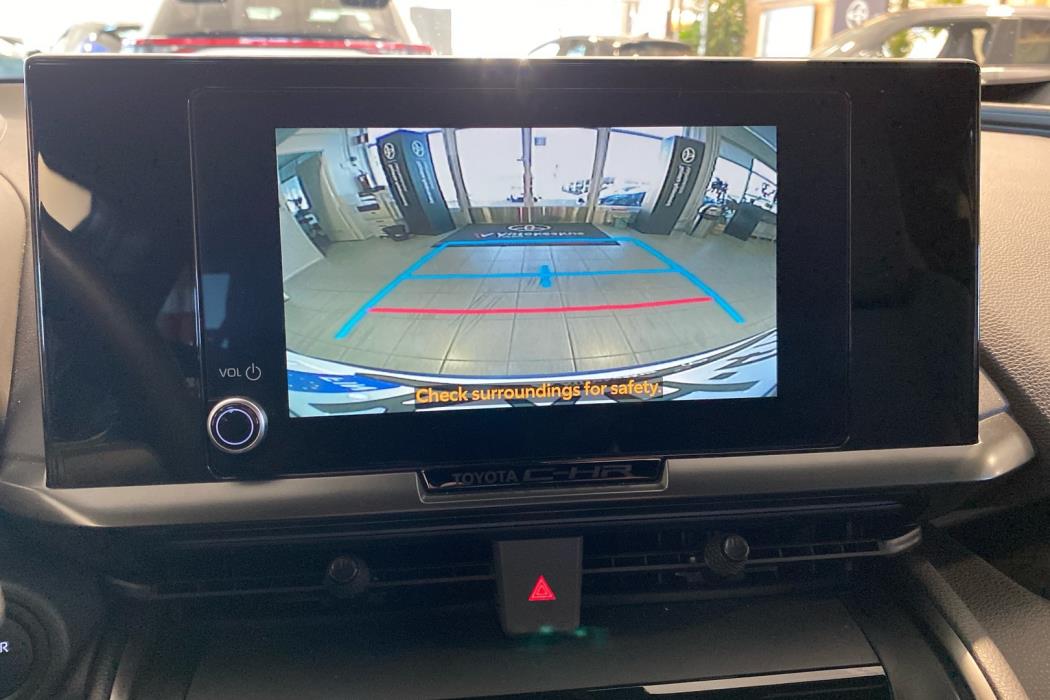 TOYOTA C-HR 2025