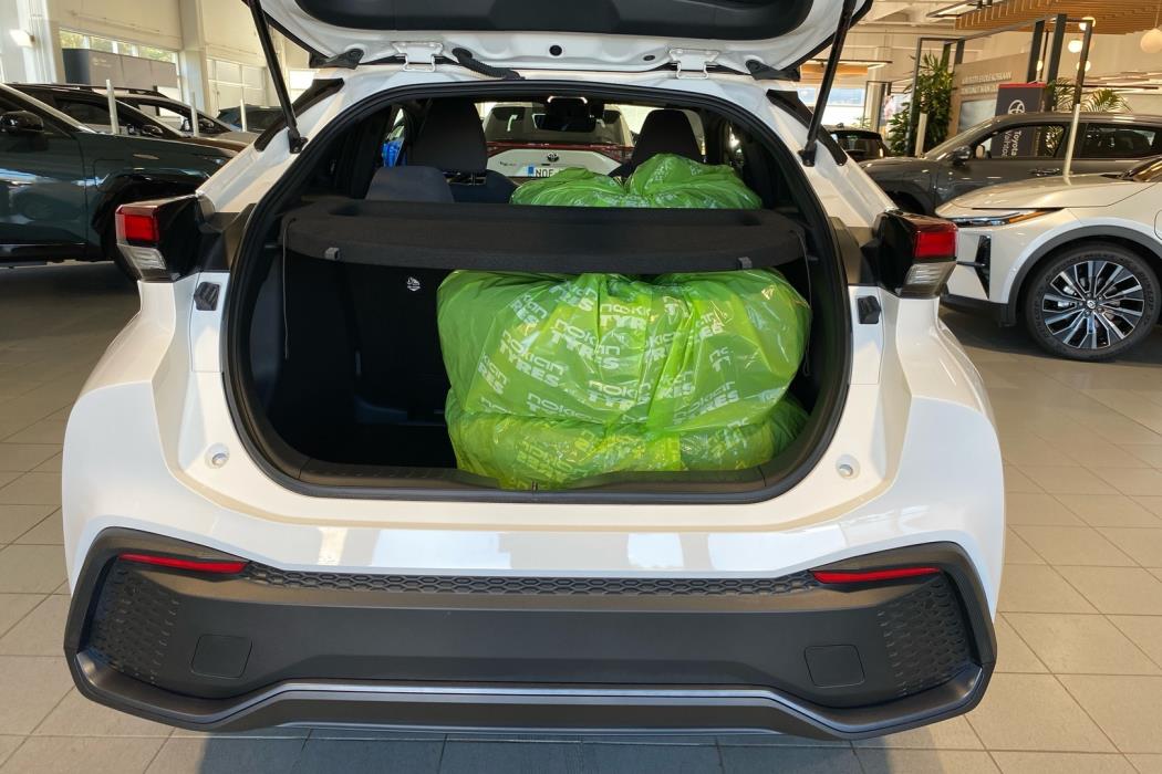 TOYOTA C-HR 2025