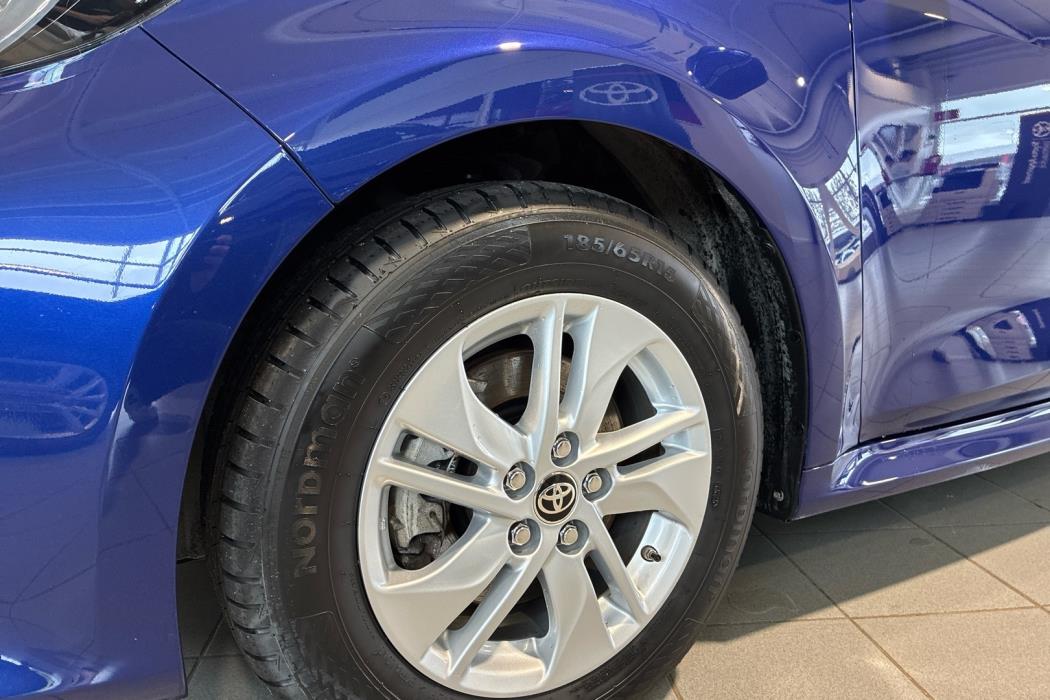 TOYOTA Yaris 2021
