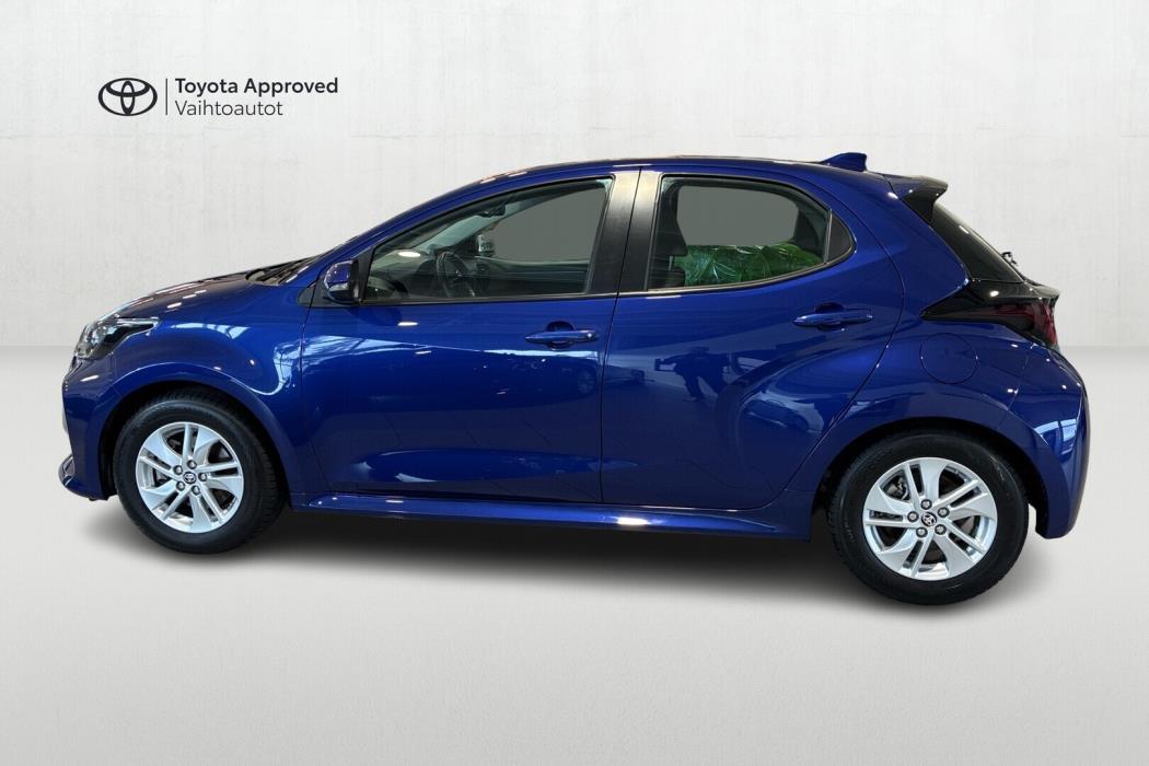 TOYOTA Yaris 2021