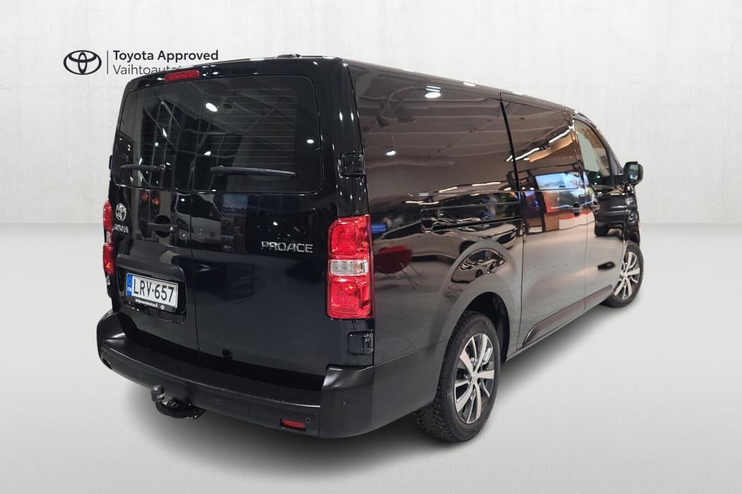 TOYOTA PROACE 2023