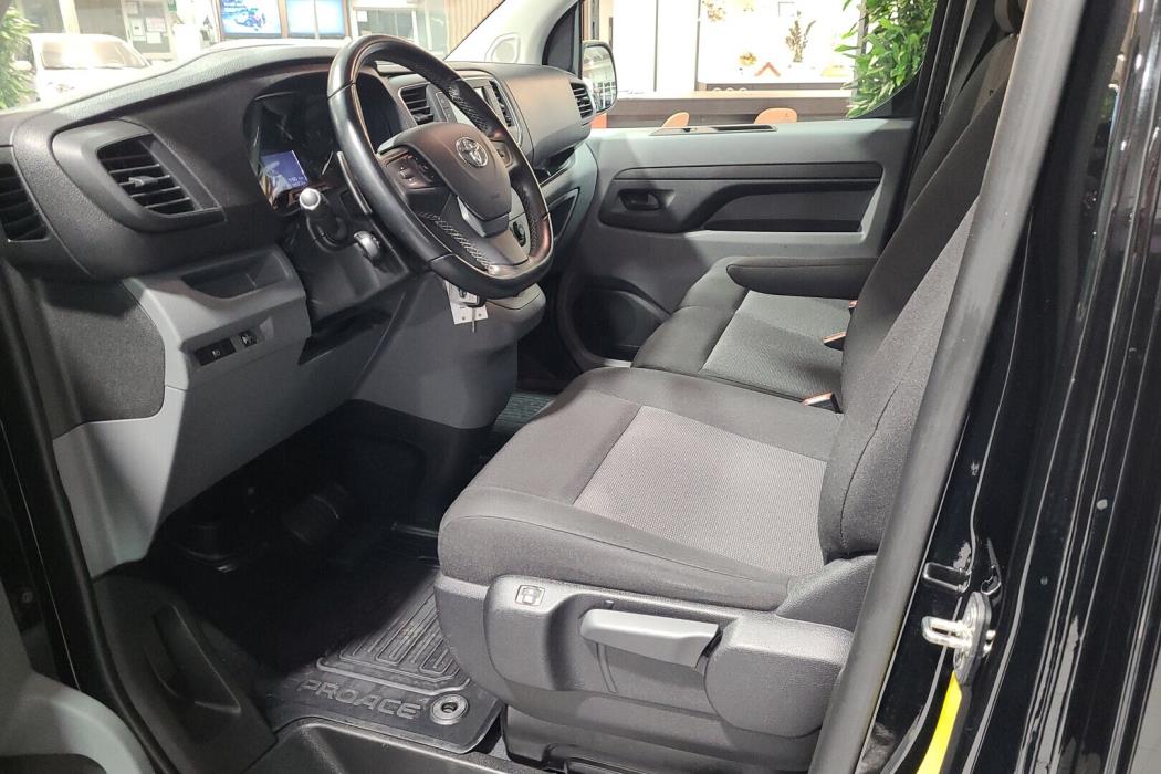 TOYOTA PROACE 2023