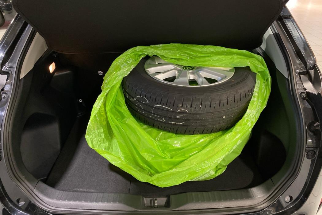 TOYOTA Yaris Cross 2023