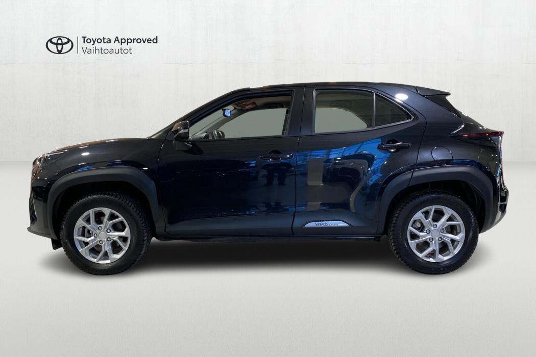 TOYOTA Yaris Cross 2023