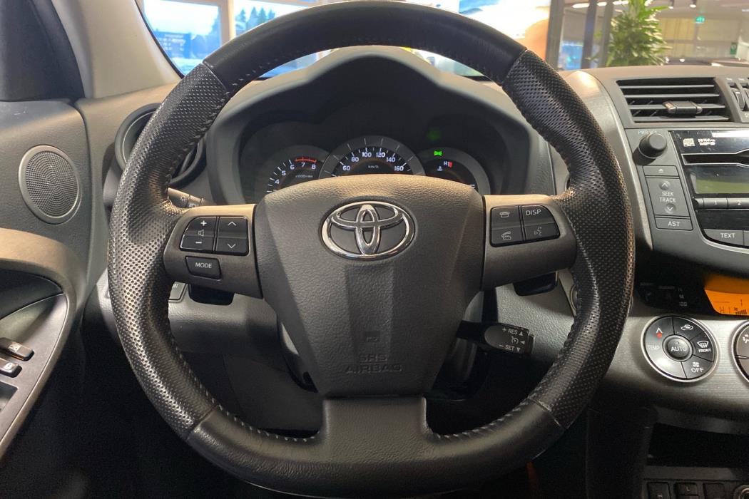TOYOTA RAV4 2010