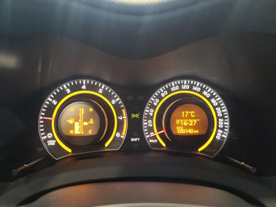 TOYOTA Auris 2011