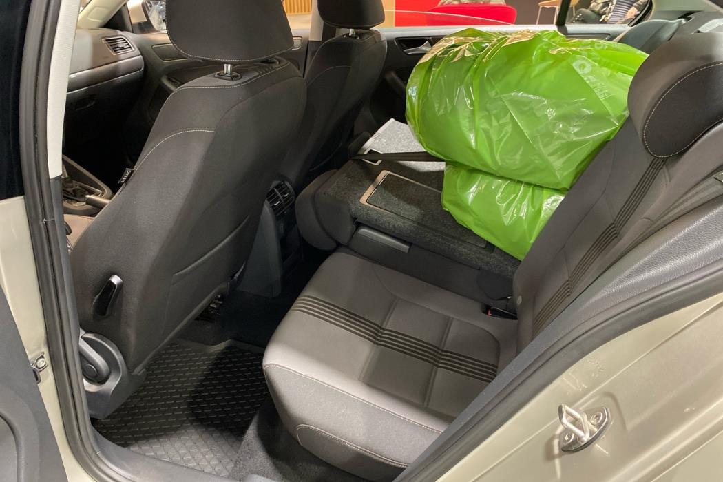 VOLKSWAGEN Jetta 2016