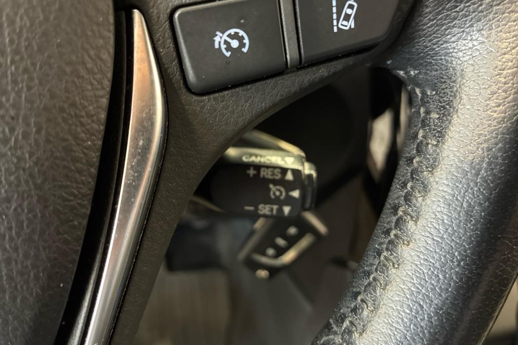 TOYOTA Corolla 2018