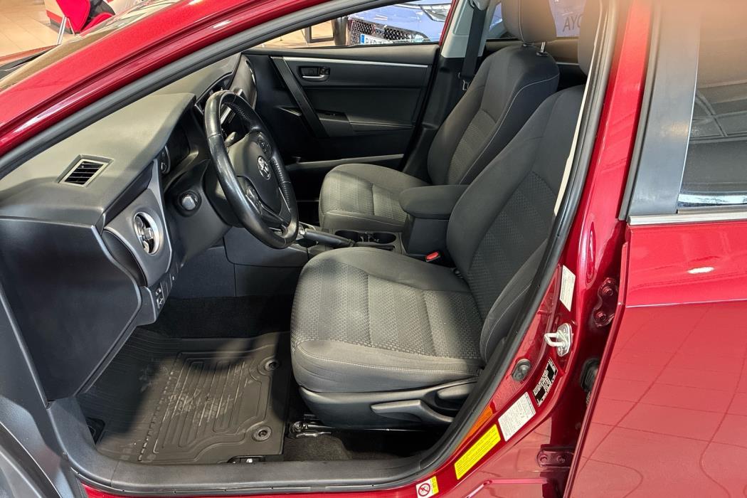 TOYOTA Corolla 2018