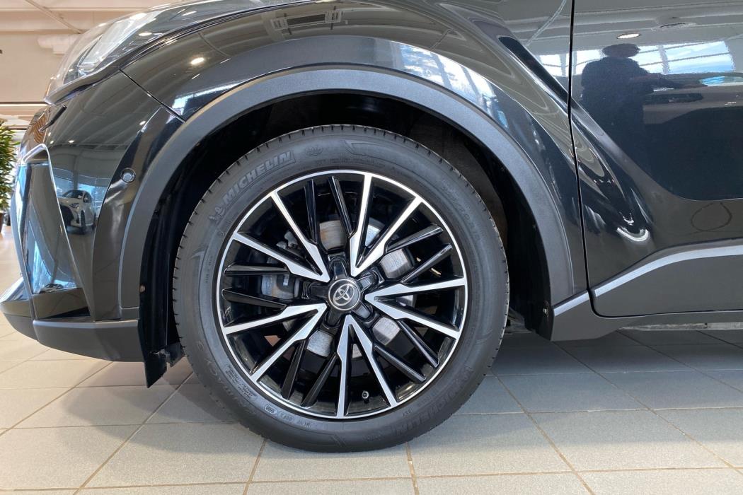 TOYOTA C-HR 2020