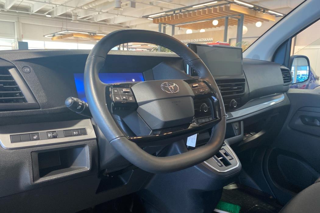 TOYOTA PROACE 2024