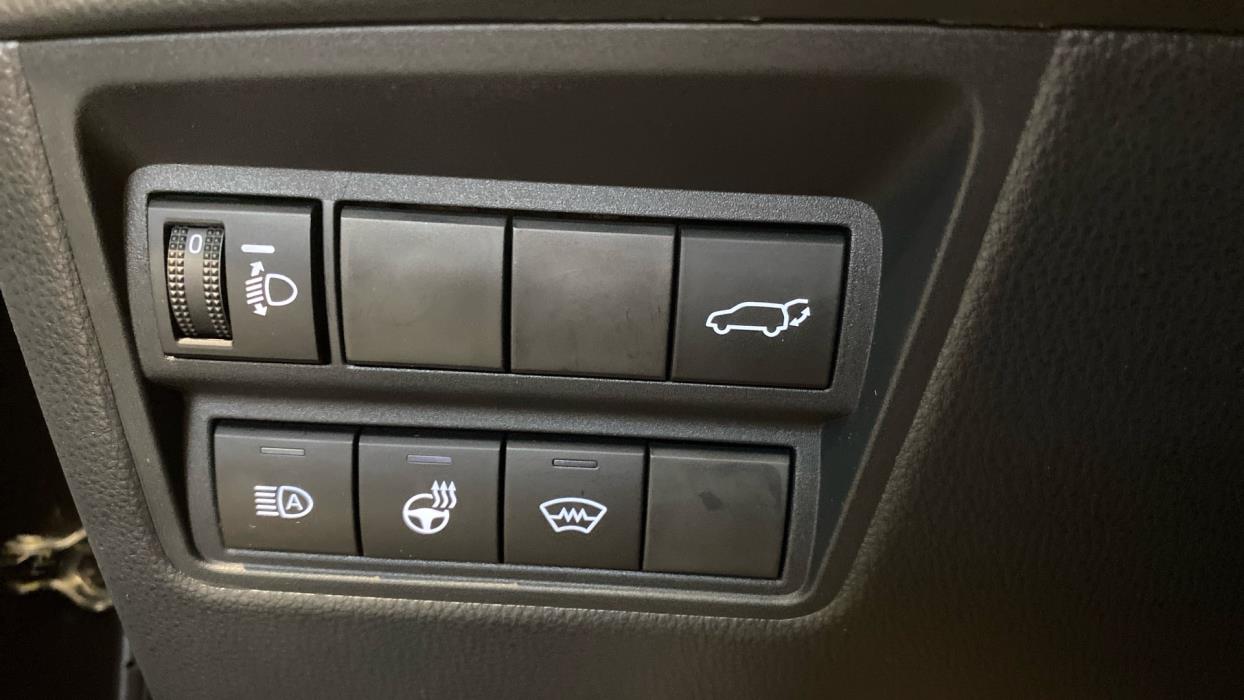 TOYOTA Yaris Cross 2025