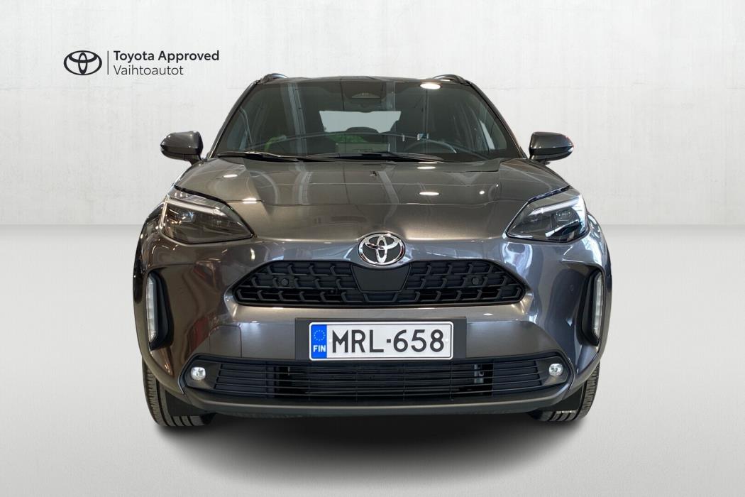 TOYOTA Yaris Cross 2025