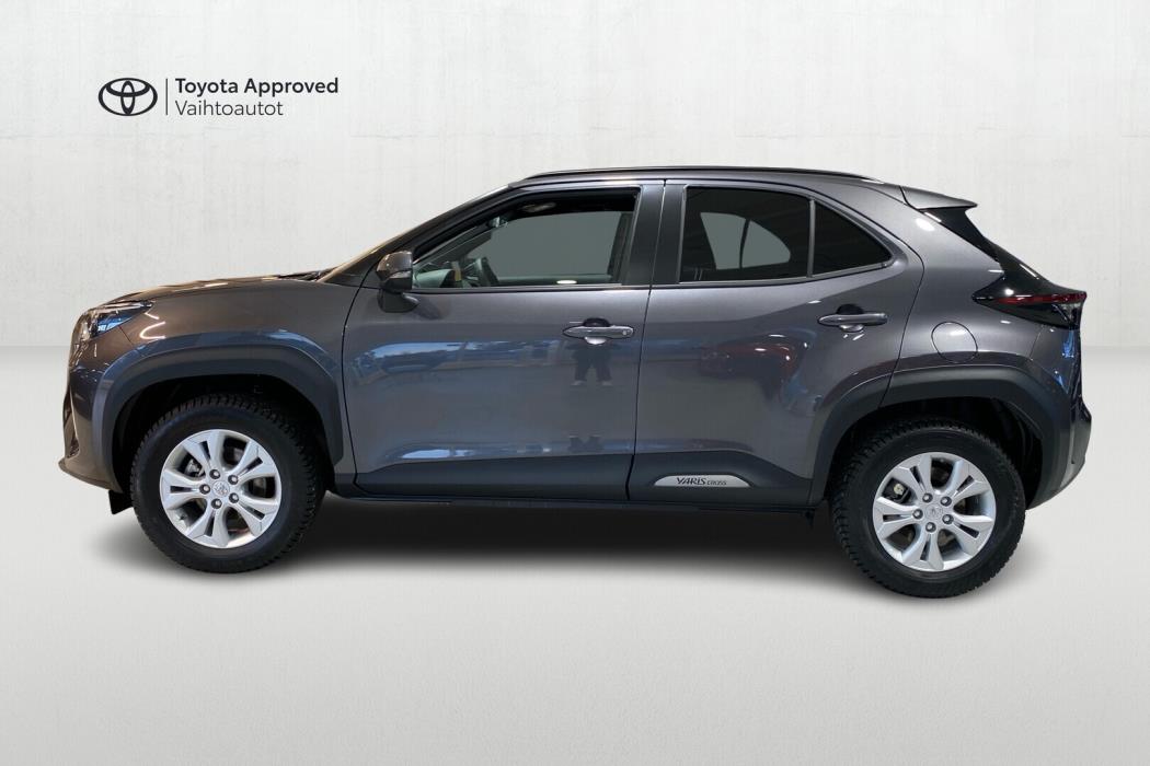 TOYOTA Yaris Cross 2025