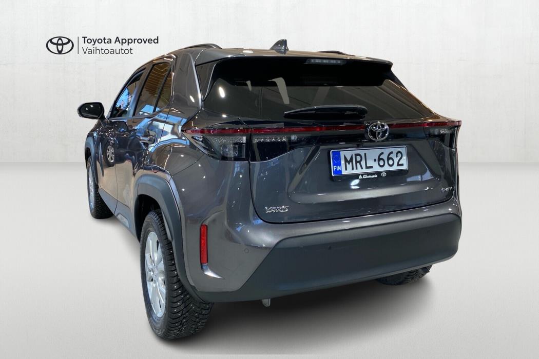 TOYOTA Yaris Cross 2025