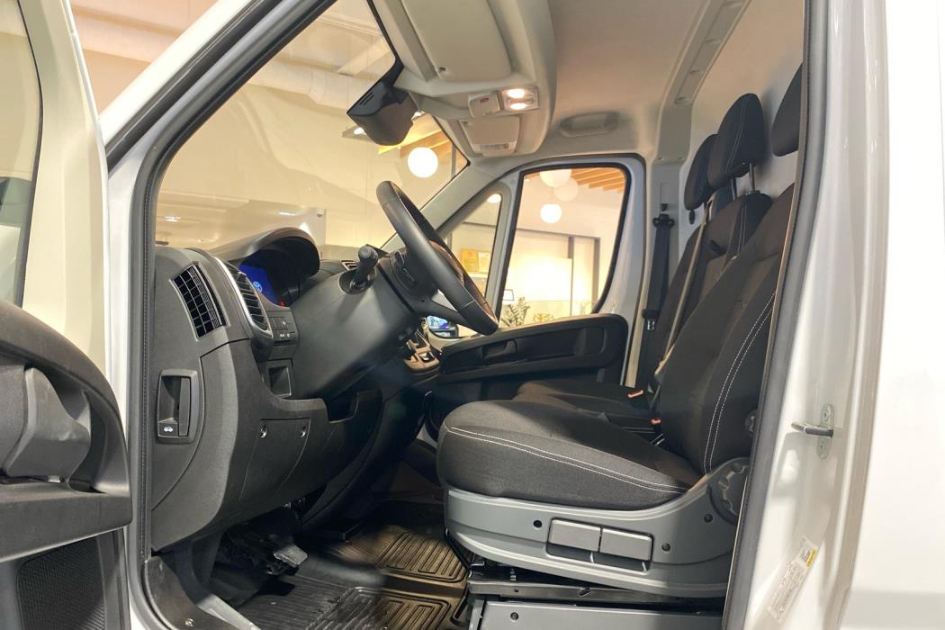 TOYOTA Proace MAX 2025