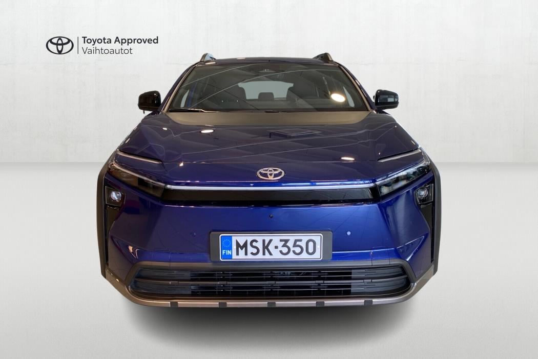 TOYOTA bZ4X Touring 2026